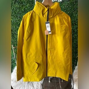 NWT Tommy Hilfiger Hidden Hood Yellow Water Resistant Sailing/Rain Jacket Coat